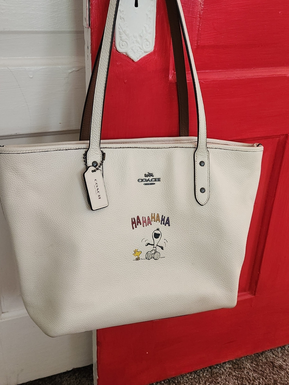 RARE Coach X Peanuts White Leather Snoopy Woodstock "Hahahaha" Tote Bag